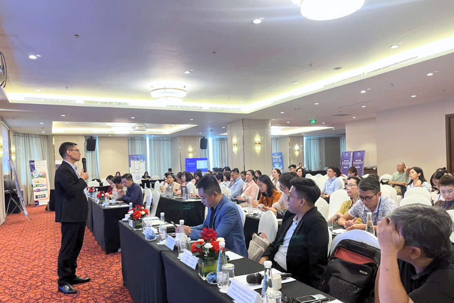 Chuyen gia Chuyen doi so du lich Nguyen Quyet Tam - Chu tich HDQT VietISO chia se-giai-phap-tu-dong-hoa-doanh-nghiep-du-lich-Ha-Noi_vietiso.com