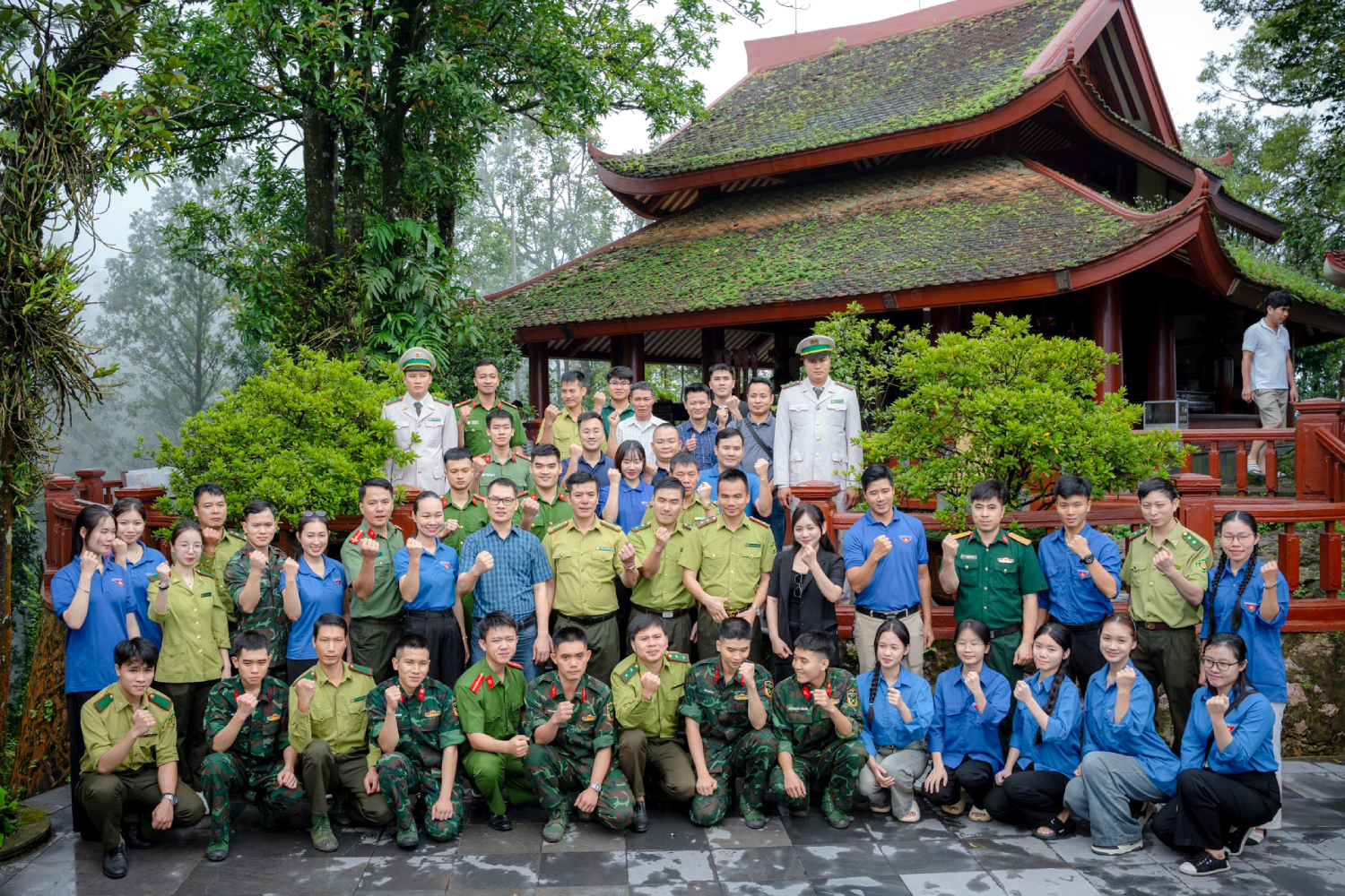 Cong-ty-CP-VietISO-tham-gia-Chuong-trinh-Thanh-nien-lam-theo-loi-Bac-tai-Vuon-Quoc-gia-Ba-Vi_vietiso.com