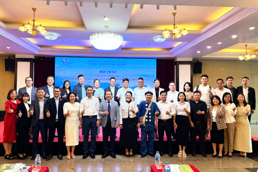 Hội thảo xây dựng tiêu chí đánh giá điểm đến nông thôn gắn với tăng trưởng xanh Hoi-thao-xay-dung-tieu-chi-danh-gia-diem-den-nong-thon-gan-voi-tang-truong-xanh_vietiso.com