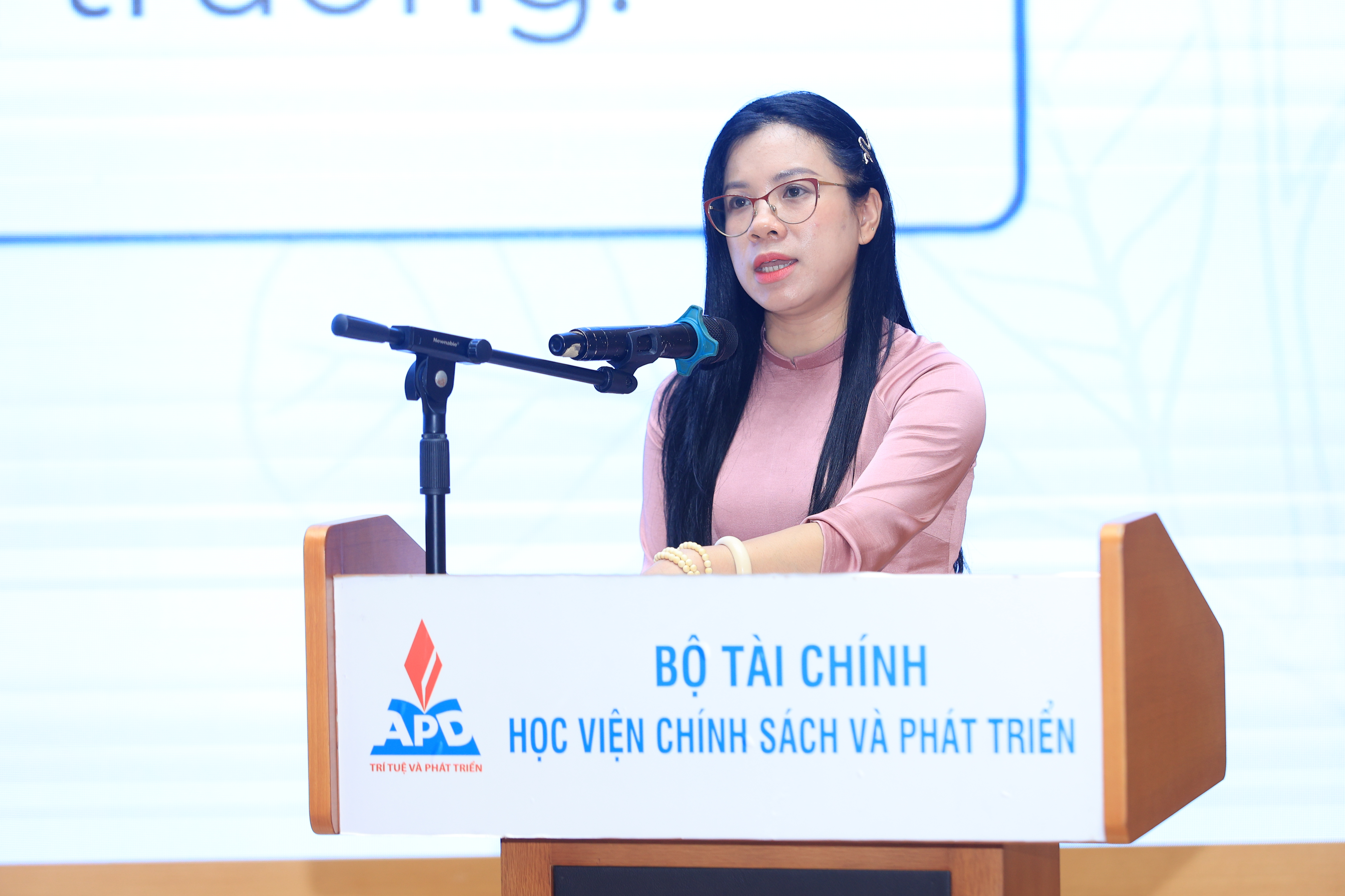 Hoi-thao-khoa-hoc-quoc-gia---Tich-hop-chuoi-gia-tri-nong-nghiep-trong-phat-trien-du-lich-nong-thon