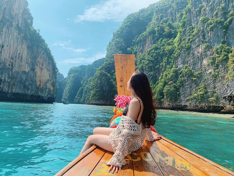 khuyen-khich-chekcin-dia-diem-du-lich